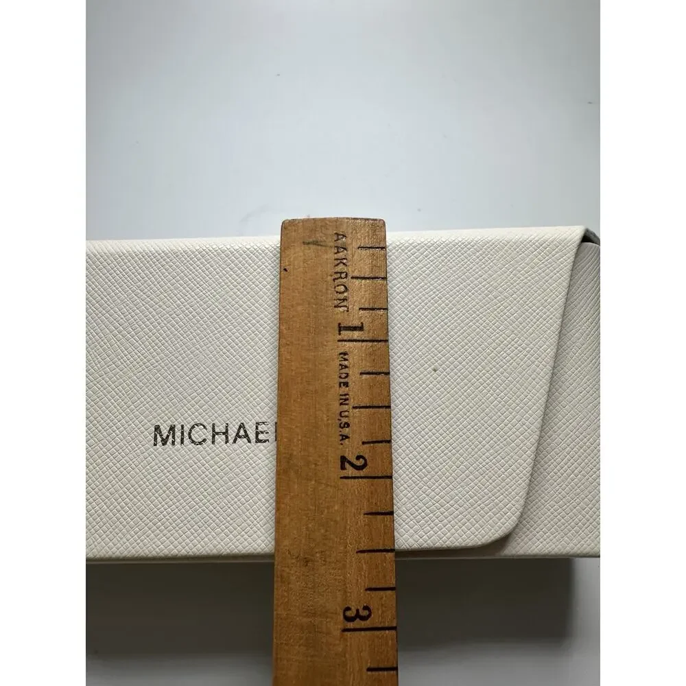 Michael Kors Authentic Hard Eyeglasses Sunglasses‎ Case White Snap